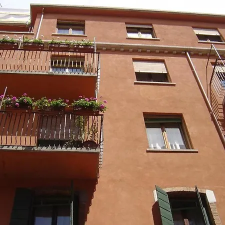 Alloggi Agli Artisti