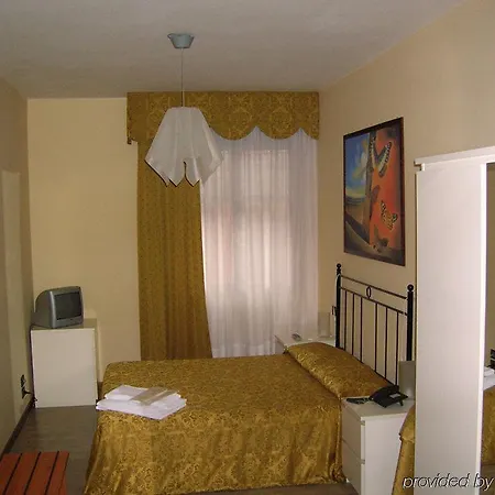 Alloggi Agli Artisti 2*