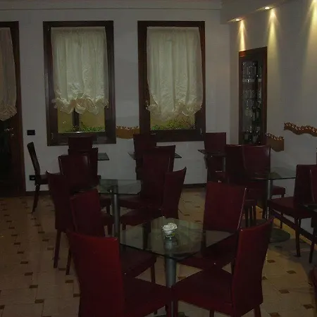 Alloggi Agli Artisti 2* Veneza